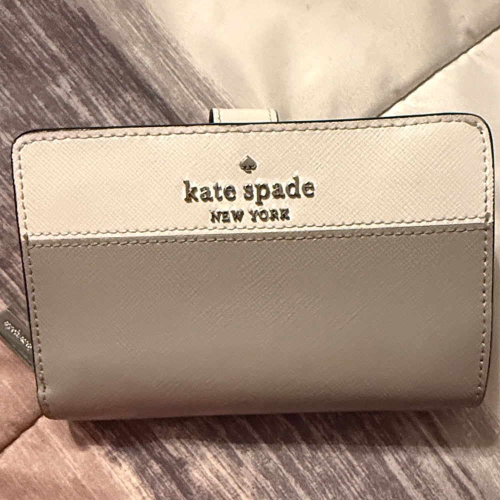Kate Spade Light Gray Wallet